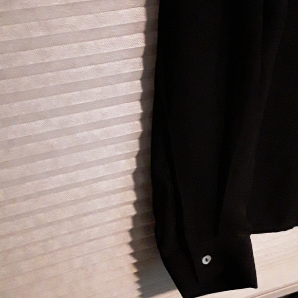 Vintage Havana semi sheer blouse with collar studs - Picture 4 of 7